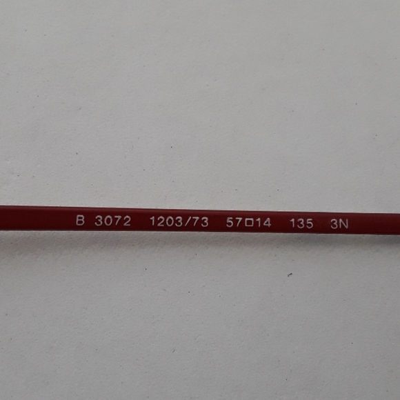 New in box Burberry B3072 polarized sunglasses - Picture 6 of 8